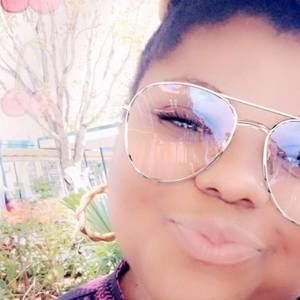 Meet your Posher, April